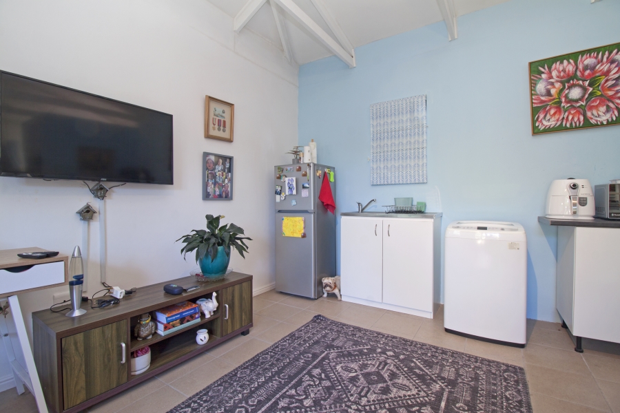 3 Bedroom Property for Sale in Milkwood Park Western Cape